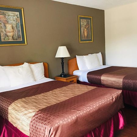 Bear Mount Inn & Suites Pigeon Forge Δωμάτιο φωτογραφία