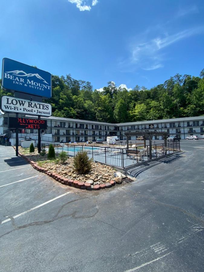 Bear Mount Inn & Suites Pigeon Forge Εξωτερικό φωτογραφία