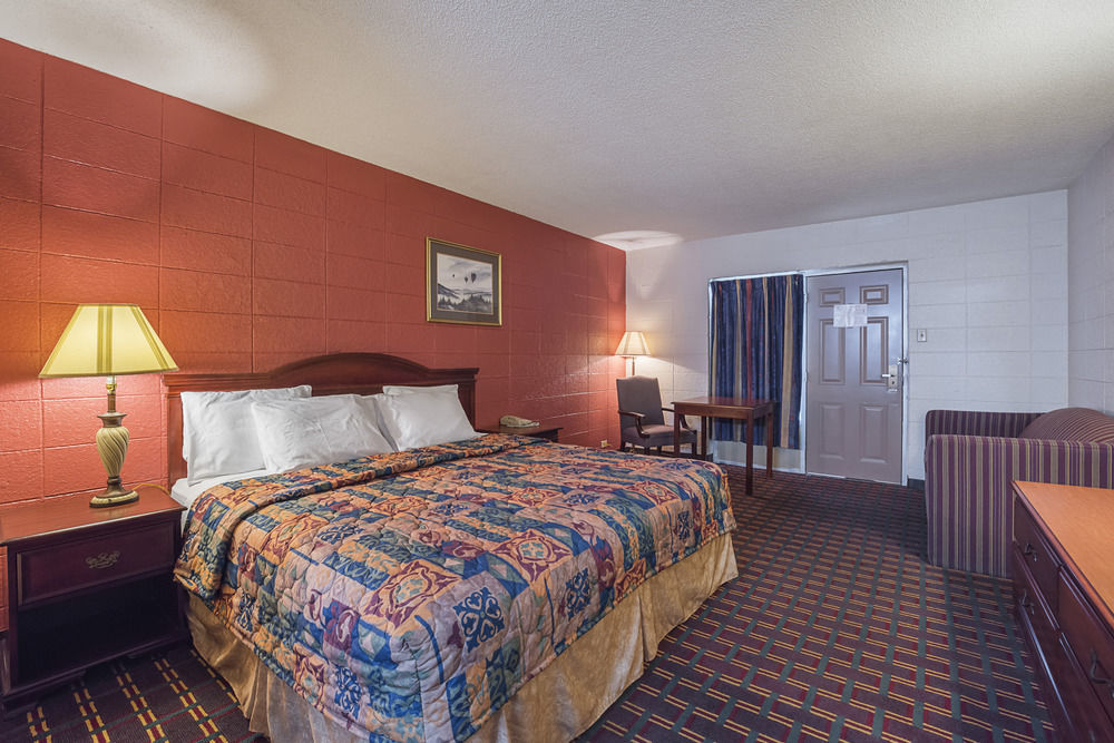 Bear Mount Inn & Suites Pigeon Forge Εξωτερικό φωτογραφία