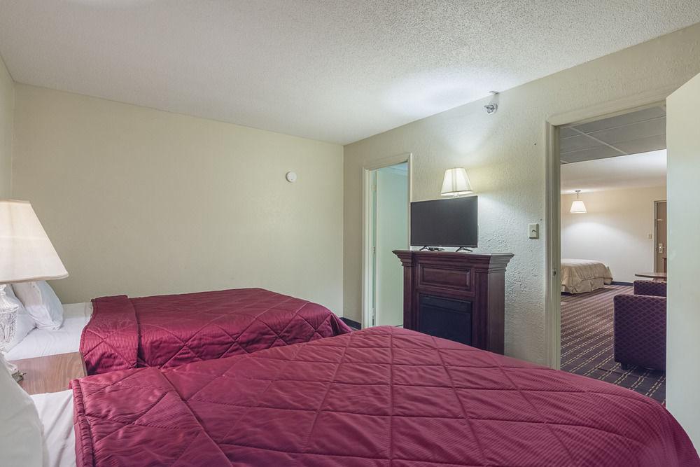 Bear Mount Inn & Suites Pigeon Forge Εξωτερικό φωτογραφία