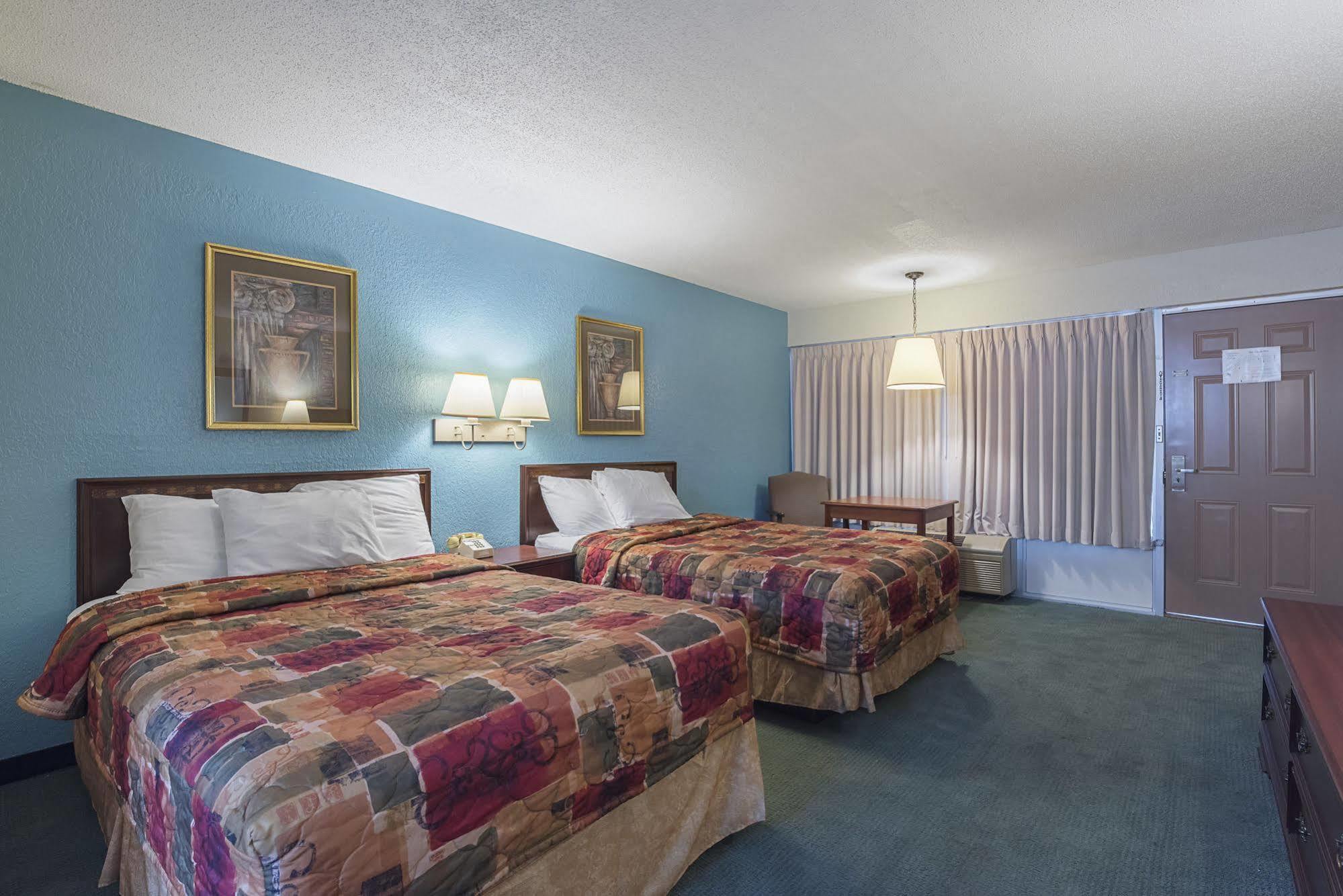 Bear Mount Inn & Suites Pigeon Forge Εξωτερικό φωτογραφία